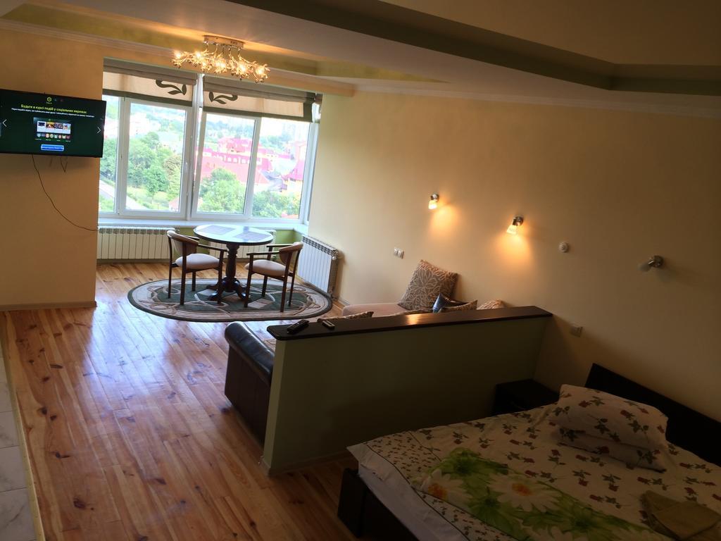 Apartments In The Center Truskavets Room photo