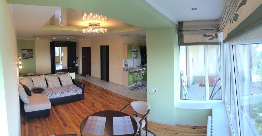 Apartments In The Center Truskavets Room photo