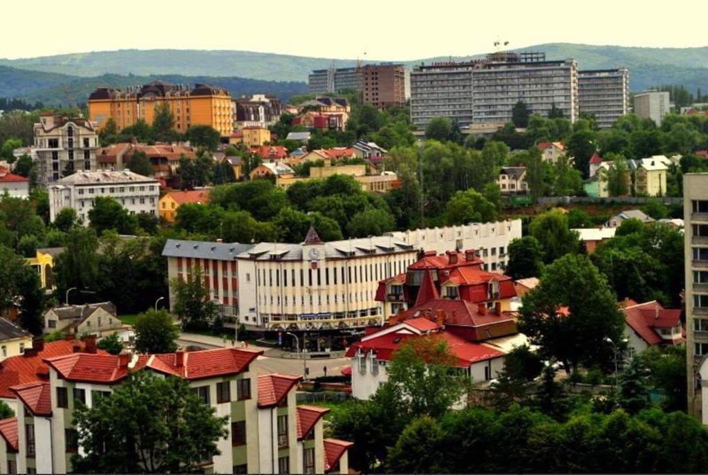 Apartments In The Center Truskavets Exterior photo