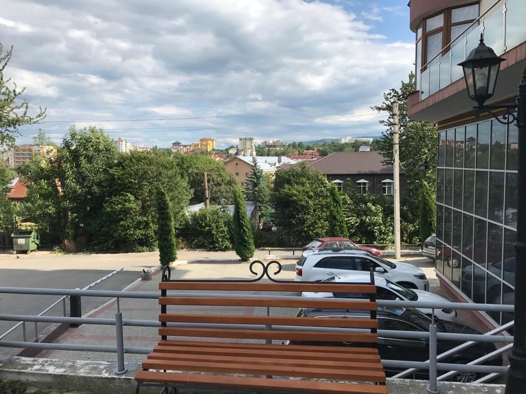 Apartments In The Center Truskavets Exterior photo